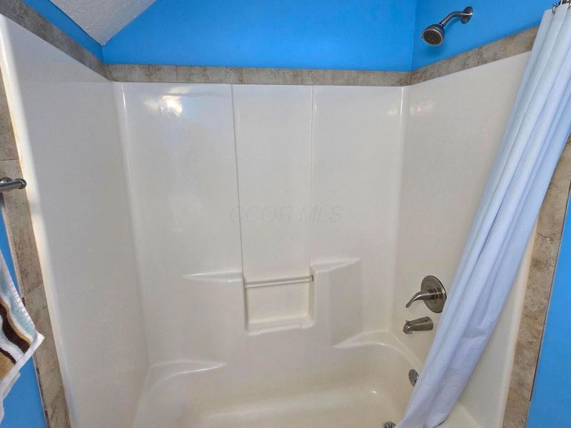6912 Kinston Drive, Canal Winchester, OH 43110 Photo 29