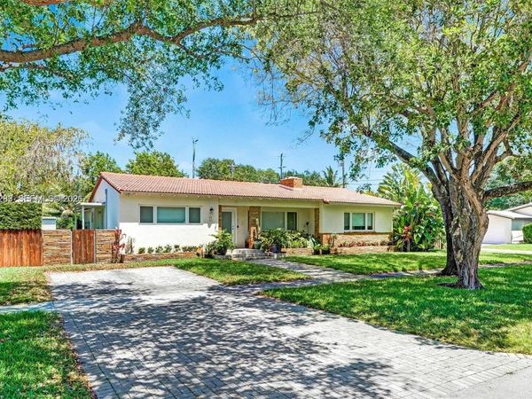 11 NW 97th St , Miami Shores, FL 33150