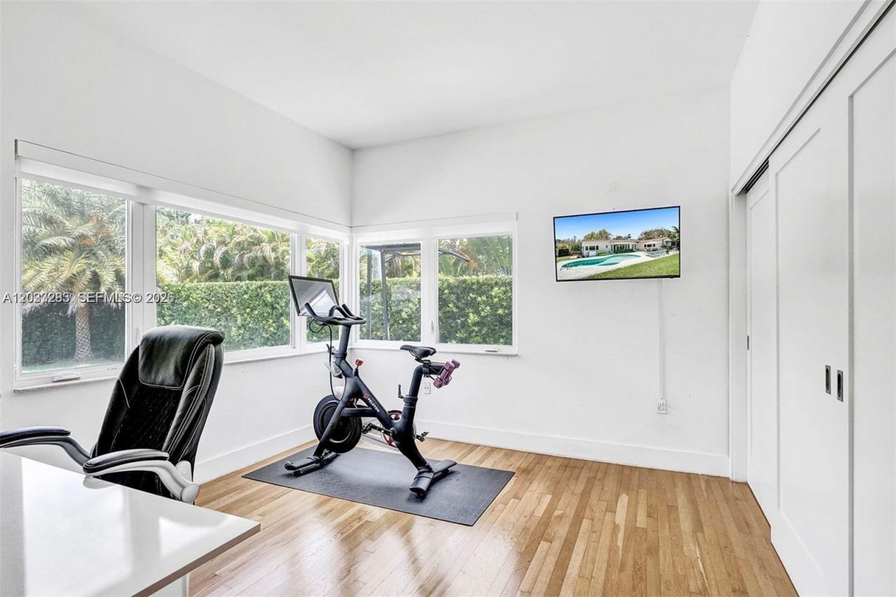 11 NW 97th St, Miami Shores, FL 33150 Photo