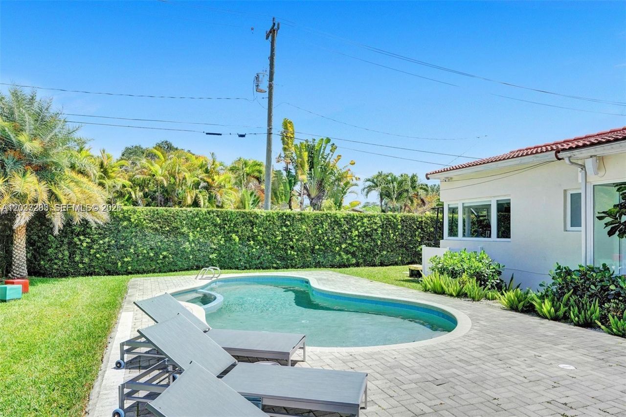11 NW 97th St, Miami Shores, FL 33150 Photo