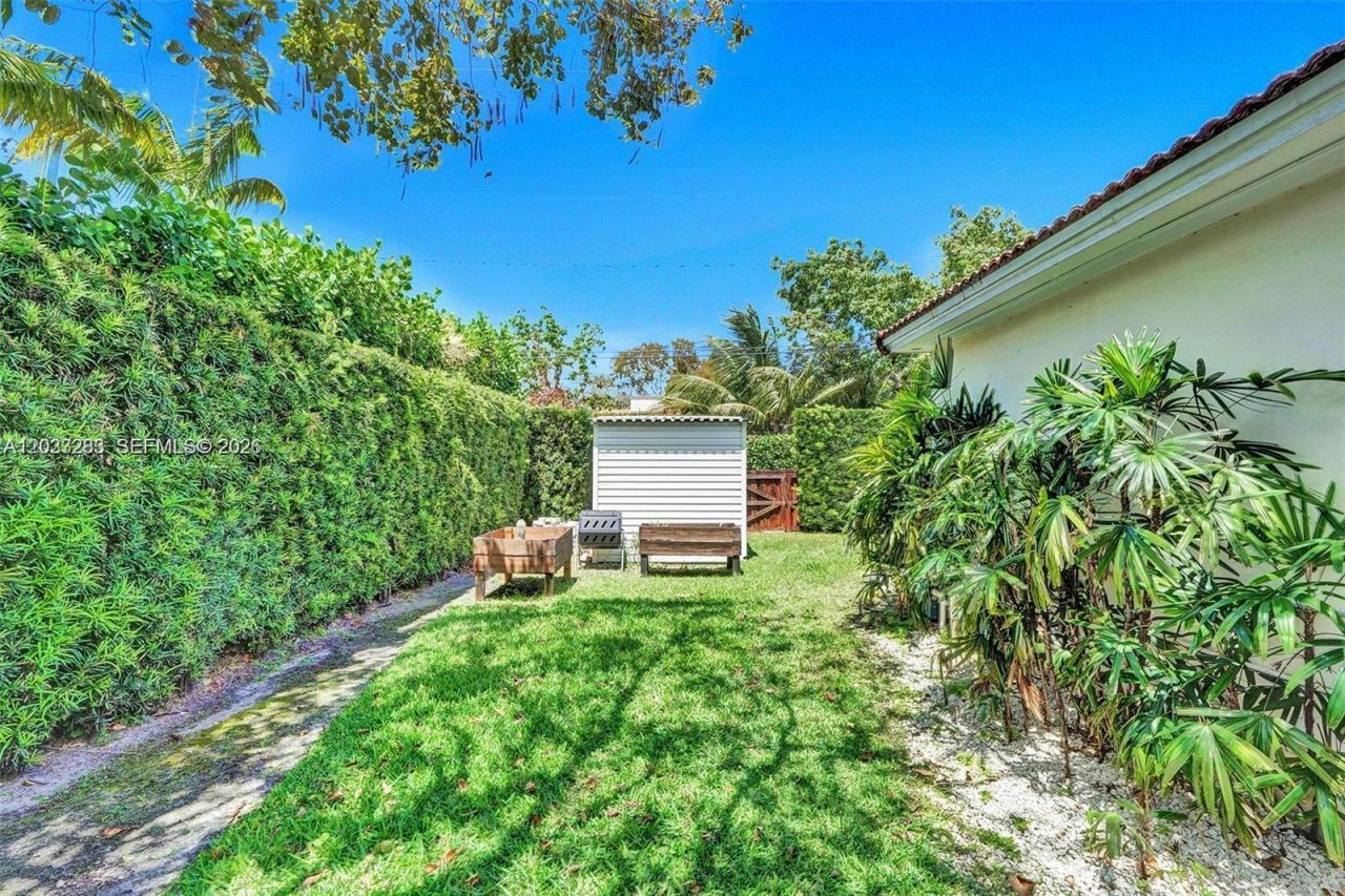 11 NW 97th St, Miami Shores, FL 33150 Photo