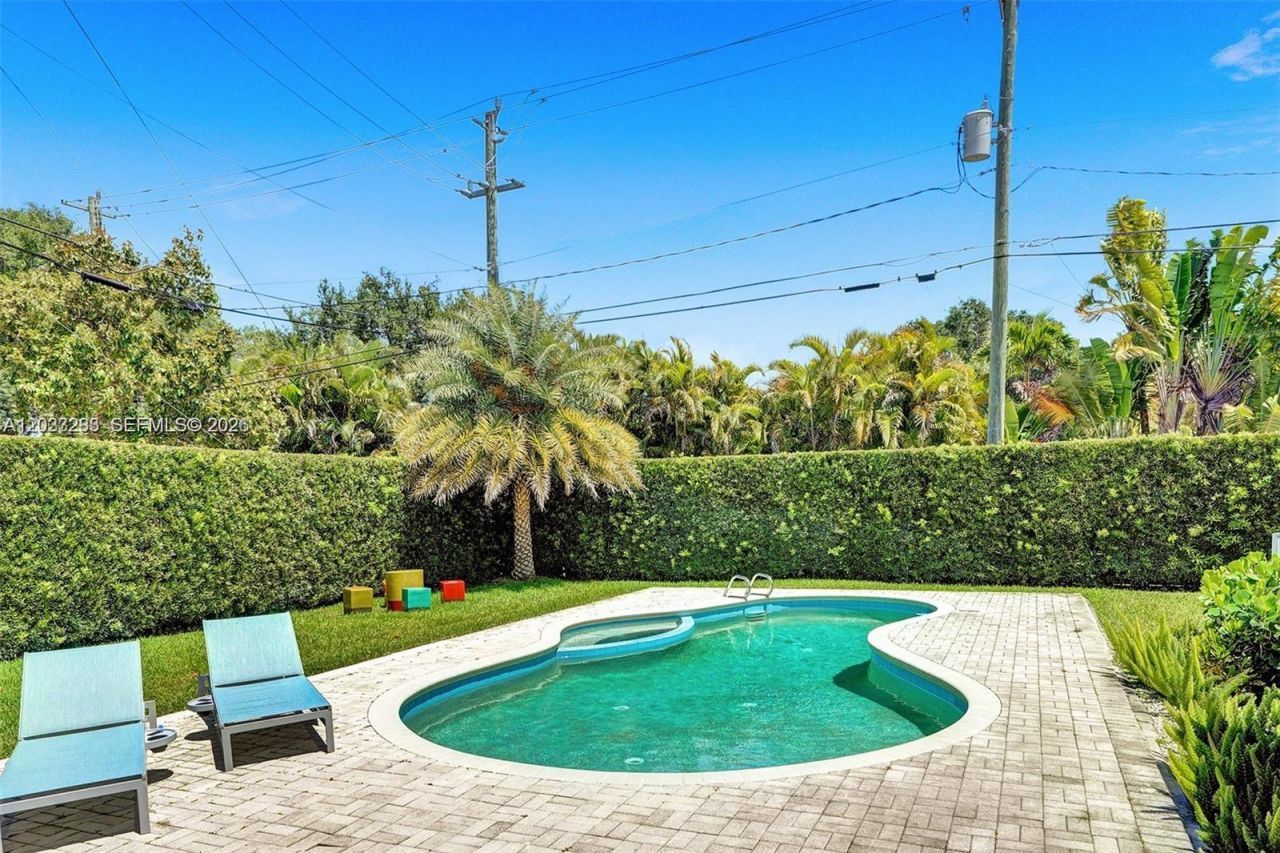 11 NW 97th St, Miami Shores, FL 33150 Photo