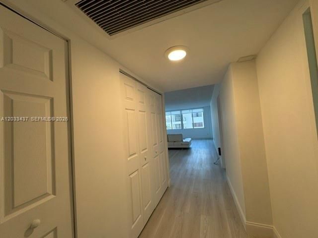 5401 Collins Ave , Unit 513, Miami Beach, FL 33140 Photo