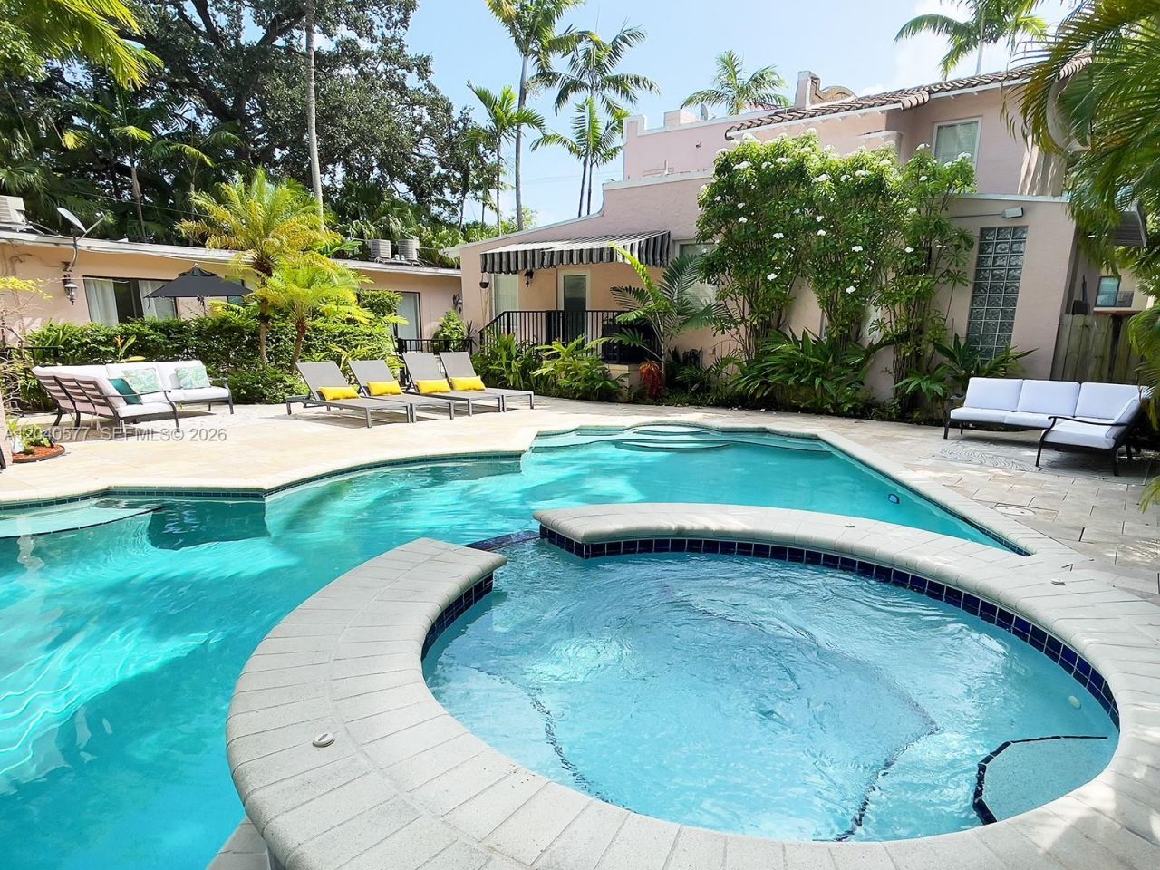 585 NE 66th St, Unit 3, Miami, FL 33138 Photo