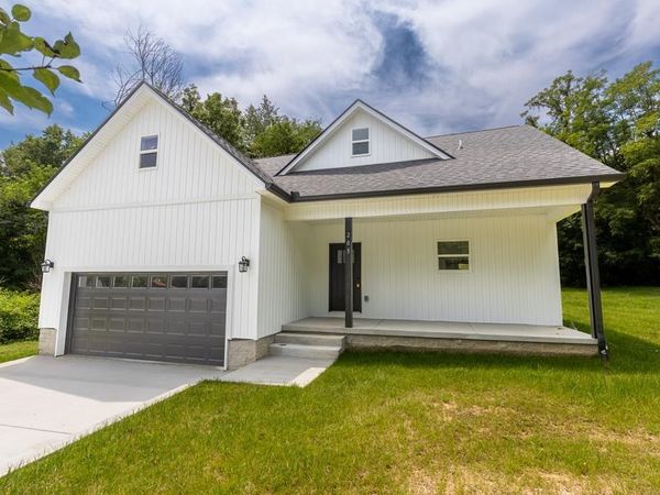 205 W Minnie Avenue, Monterey, TN 38574