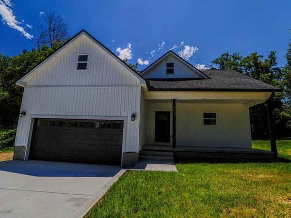 205 W Minnie Avenue, Monterey, TN 38574
