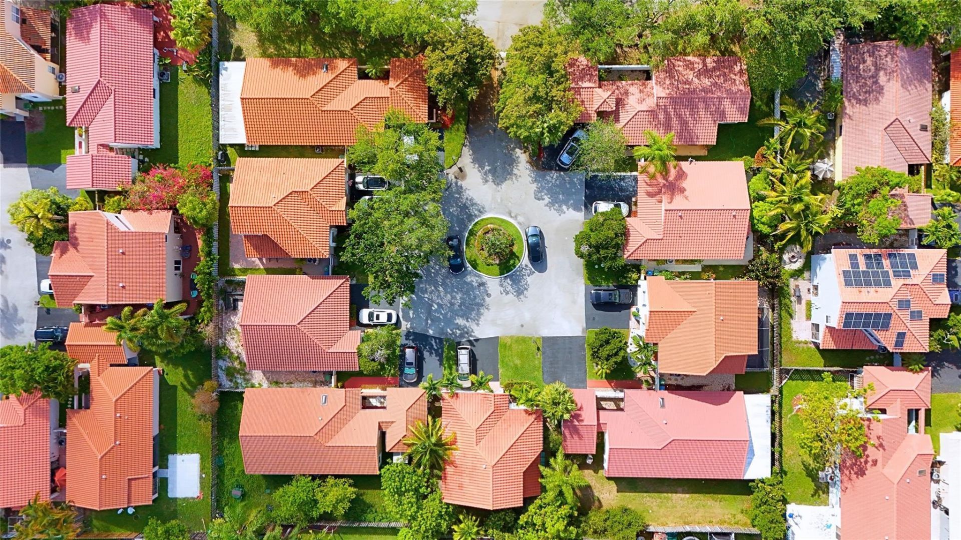 1420 Seagrape Circle, Weston, FL 33326 Photo