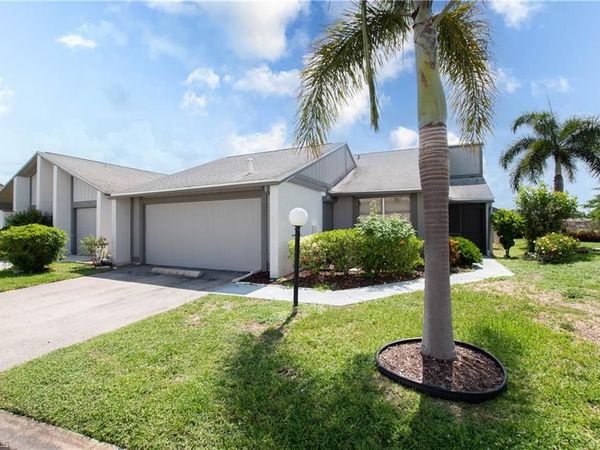 9749 Maplecrest CIR, LEHIGH ACRES, FL 33936