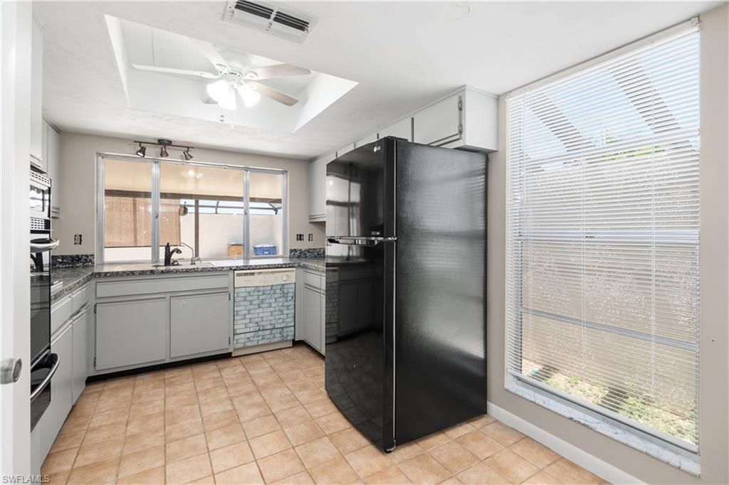 9749 Maplecrest Cir, Lehigh Acres, FL 33936 Photo