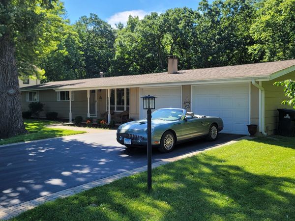 2127 Salem Avenue, Johnsburg, IL 60051