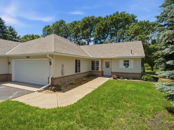 704 24th Street SE, Willmar, MN 56201