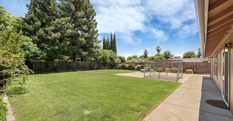 18966 Arrowhead Dr, Lockeford, CA 95237 Photo