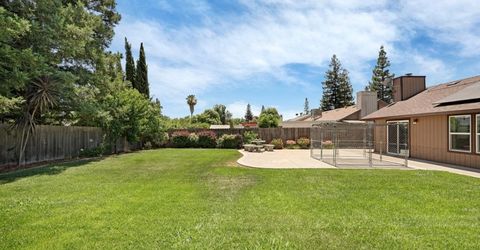 18966 Arrowhead Dr, Lockeford, CA 95237 Photo