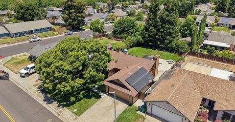 18966 Arrowhead Dr, Lockeford, CA 95237 Photo