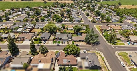 18966 Arrowhead Dr, Lockeford, CA 95237 Photo