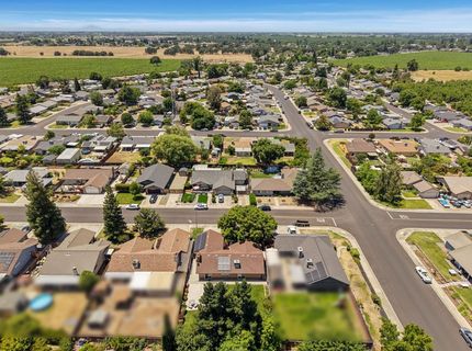 18966 Arrowhead Dr, Lockeford, CA 95237 Photo