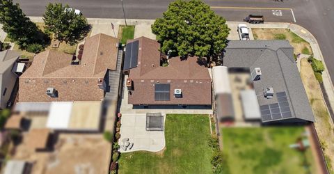 18966 Arrowhead Dr, Lockeford, CA 95237 Photo