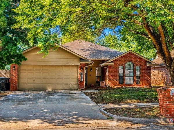 1017 Golden Eagle Drive, Norman, OK 73072