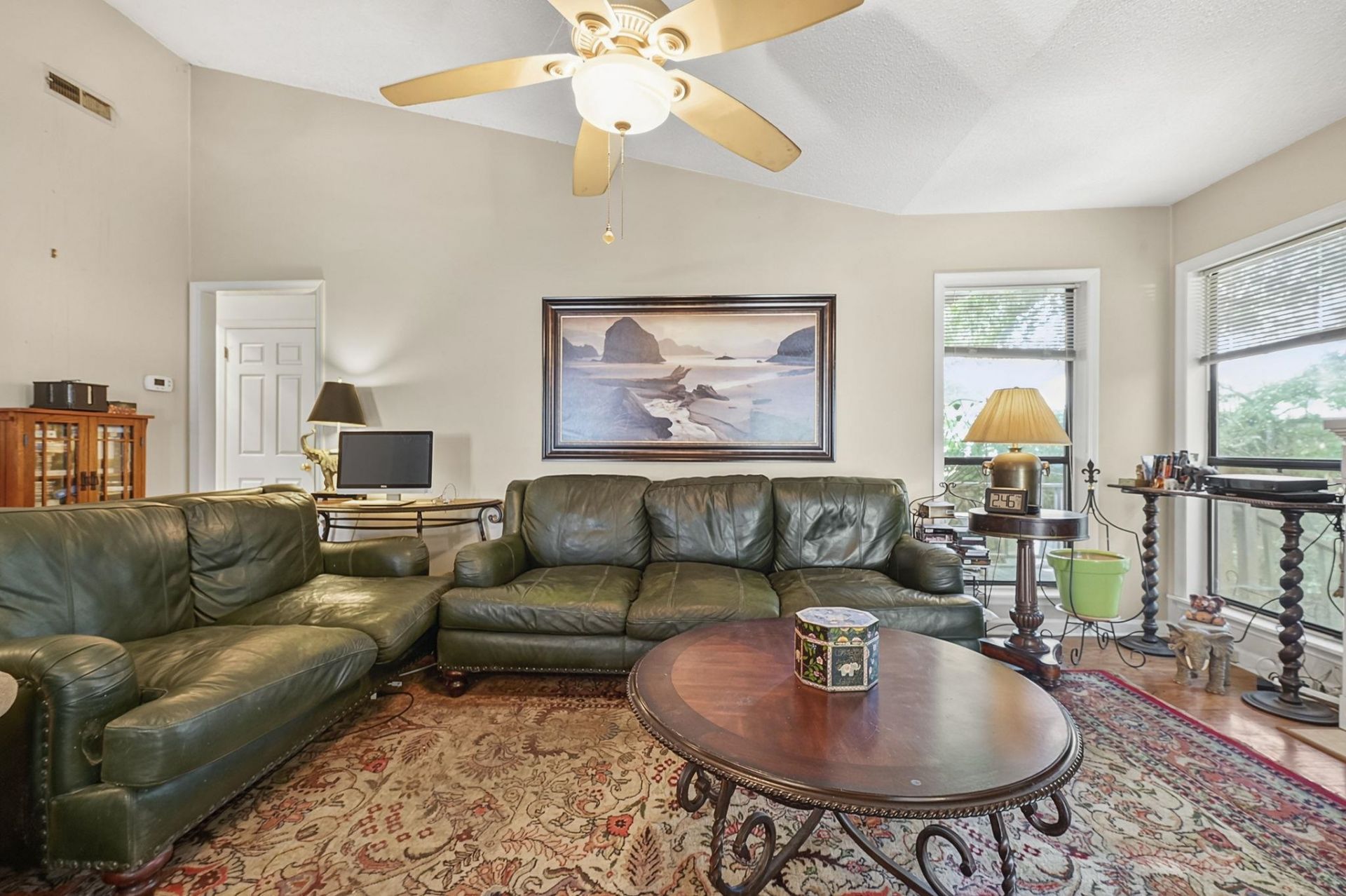 814 Willow Trace Photo 9