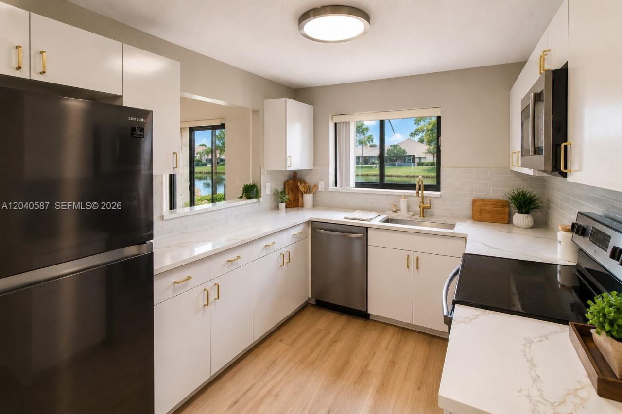 10213 NW 33rd St, Sunrise, FL 33351 Photo