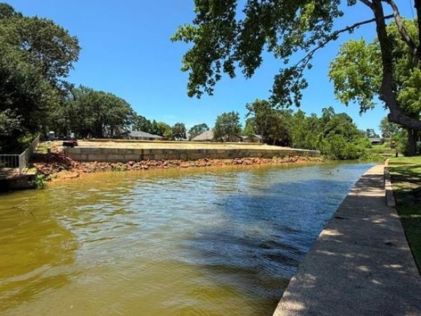 259 S Bay Drive , Bullard, TX 75757