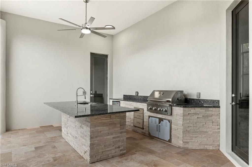 1361 Golden Gate Blvd W, Naples, FL 34120 Photo