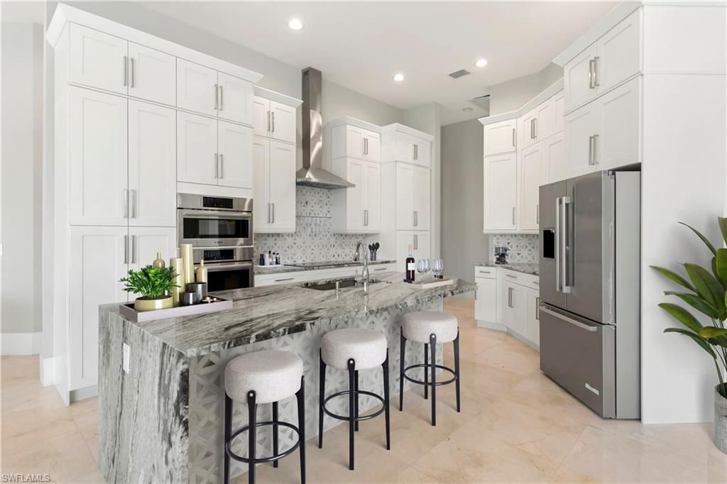 1361 Golden Gate Blvd W, Naples, FL 34120 Photo