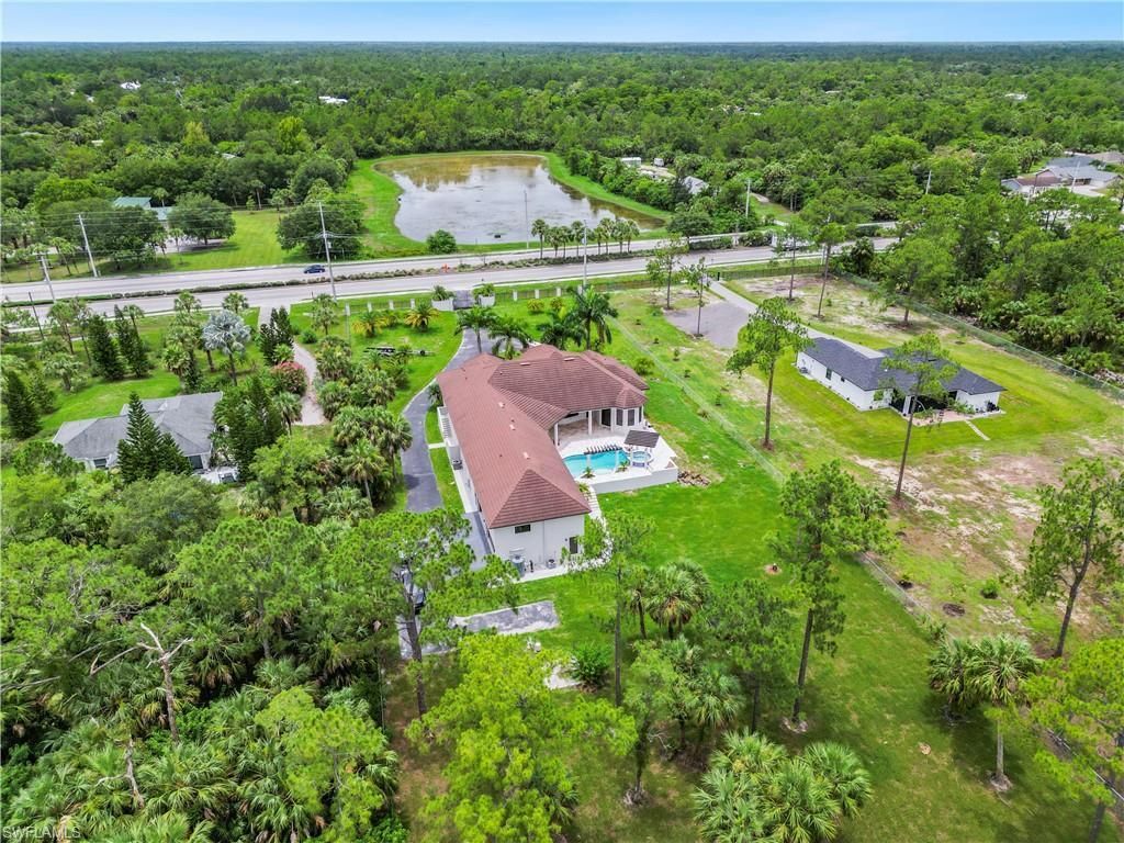 1361 Golden Gate Blvd W, Naples, FL 34120 Photo
