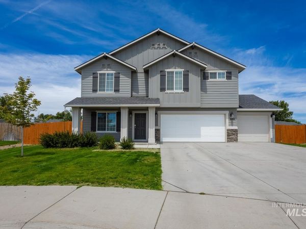 930 SW Accipiter Pl., Mountain Home, ID 83647
