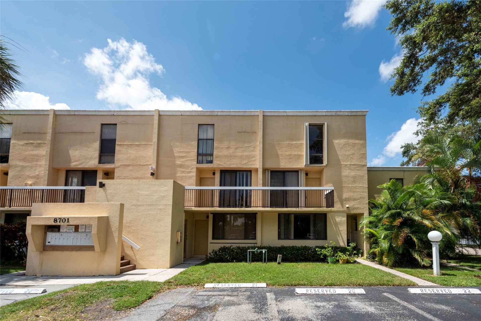 8701 SW 30th Street, Unit 211, Davie, FL 33328 Photo