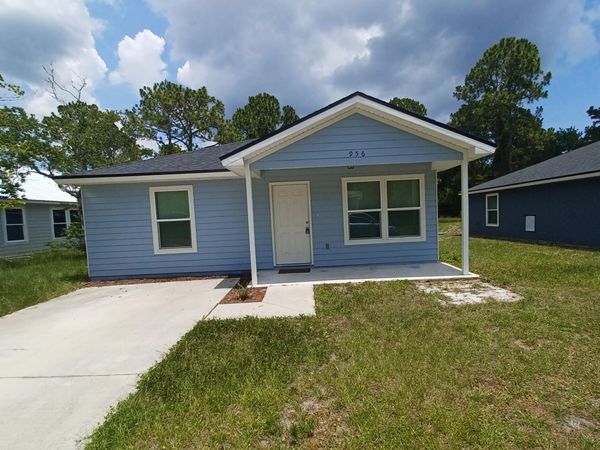 956 W 9TH Street, St. Augustine, FL 32084