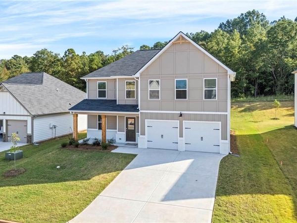 704 Lipizzan Trace , Hogansville, GA 30230