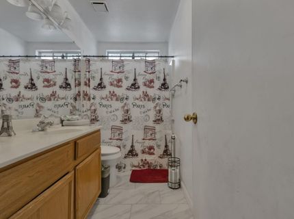 1675 Bonaire Cir, Stockton, CA 95210 Photo
