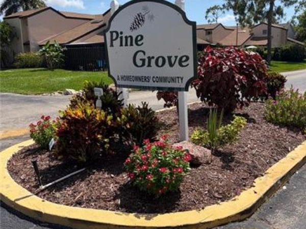 7123 Penner LN , Unit 7, FORT MYERS, FL 33907