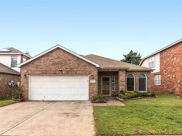 12779 Honey Locust Circle, Fort Worth, TX 76040