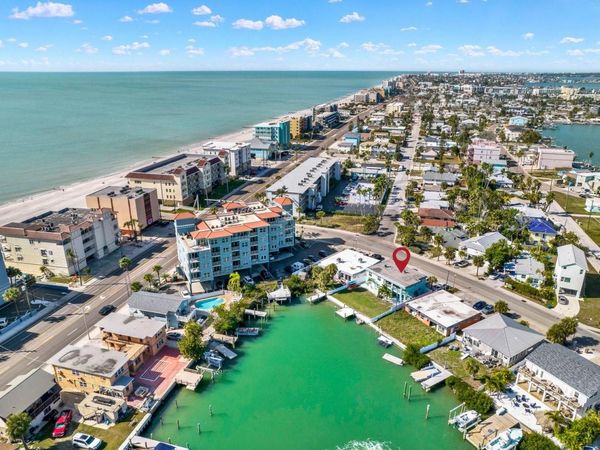 117 140TH AVENUE E, Unit A, MADEIRA BEACH, FL 33708