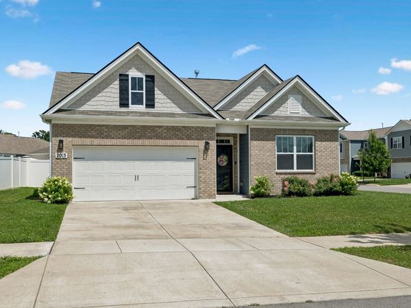 2013 Tate Farm Ln , White House, TN 37188