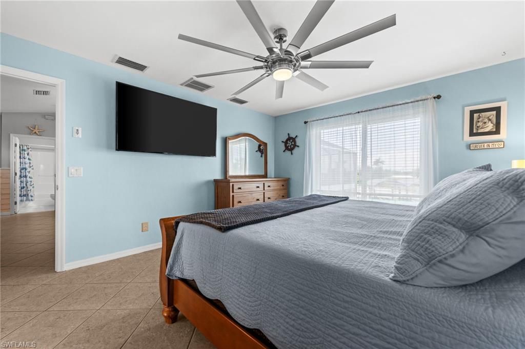 2808 Sanibel Blvd, Saint James City, FL 33956 Photo