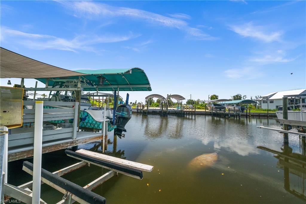 2808 Sanibel Blvd, Saint James City, FL 33956 Photo