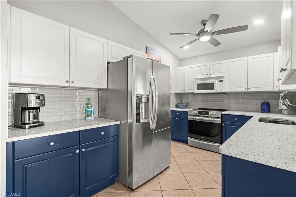 2808 Sanibel Blvd, Saint James City, FL 33956 Photo