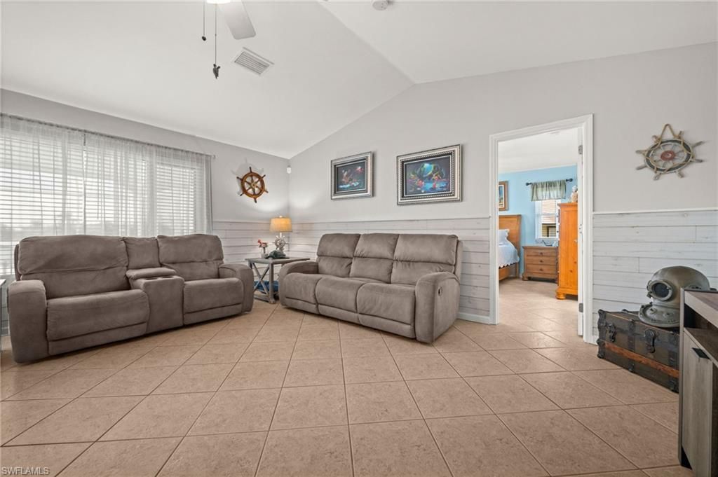 2808 Sanibel Blvd, Saint James City, FL 33956 Photo