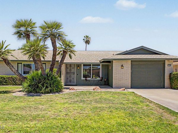 9618 W LONG HILLS Drive, Sun City, AZ 85351