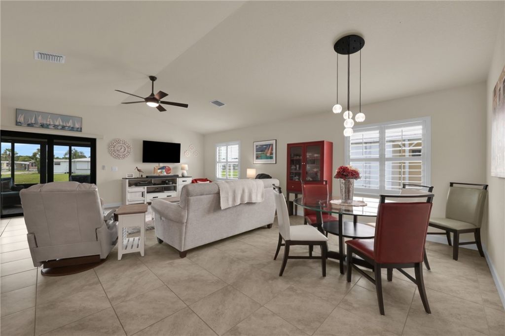22 Alta Loma, Port Saint Lucie, FL 34952 Photo