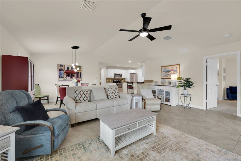 22 Alta Loma, Port Saint Lucie, FL 34952 Photo