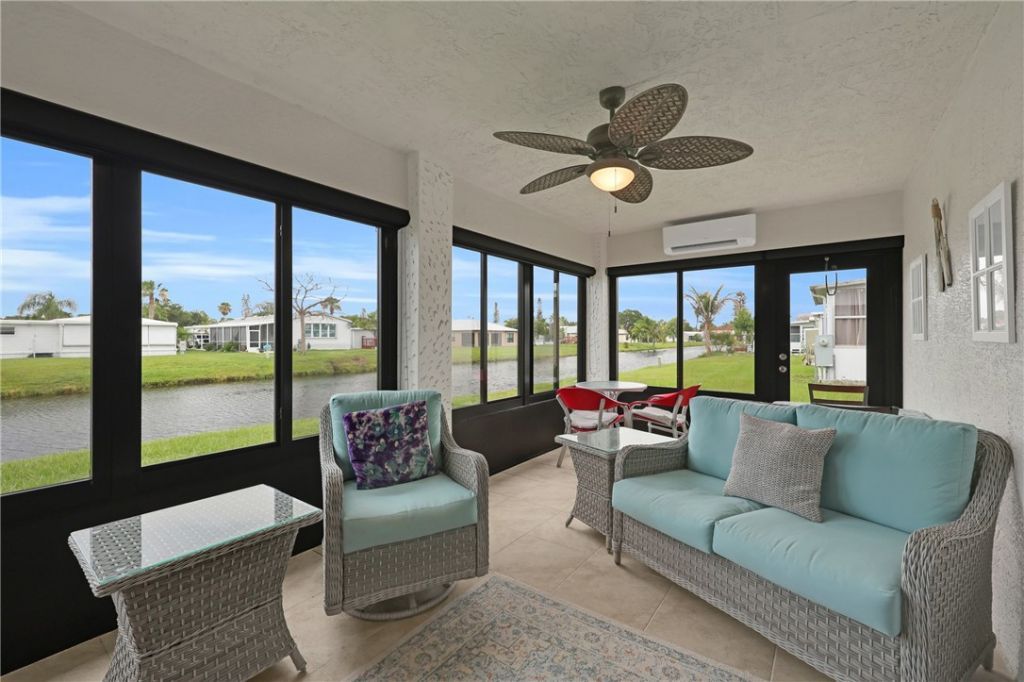 22 Alta Loma, Port Saint Lucie, FL 34952 Photo