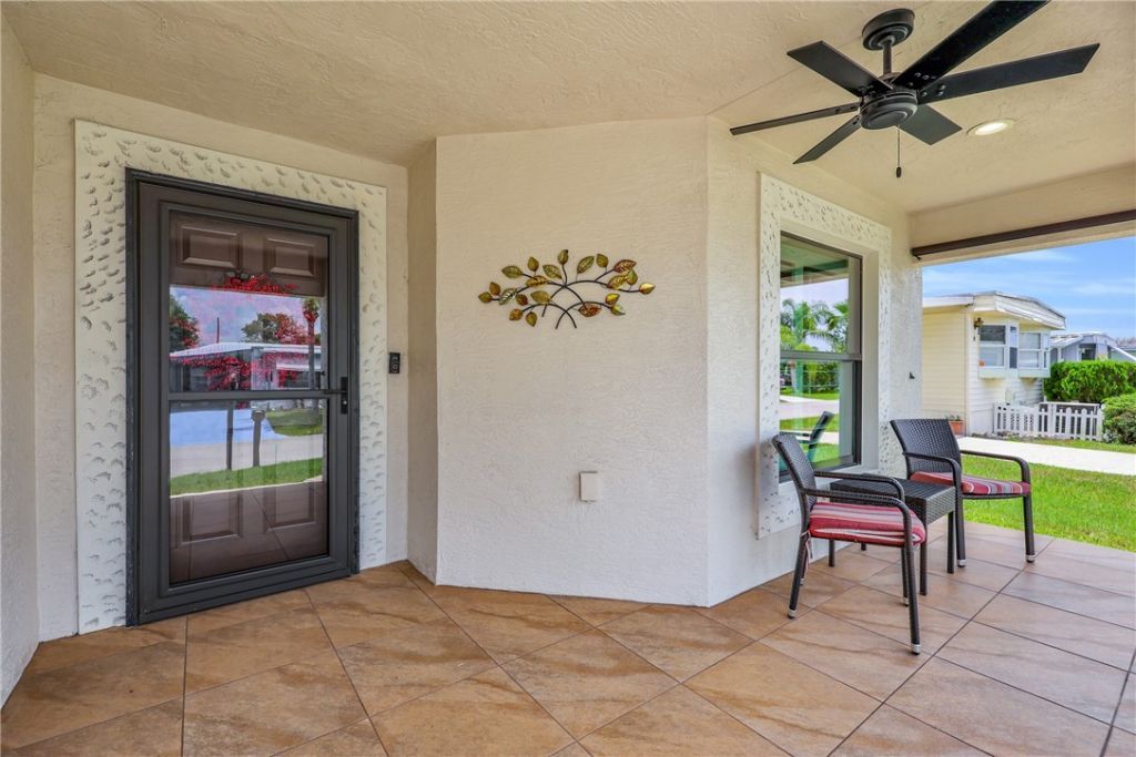 22 Alta Loma, Port Saint Lucie, FL 34952 Photo