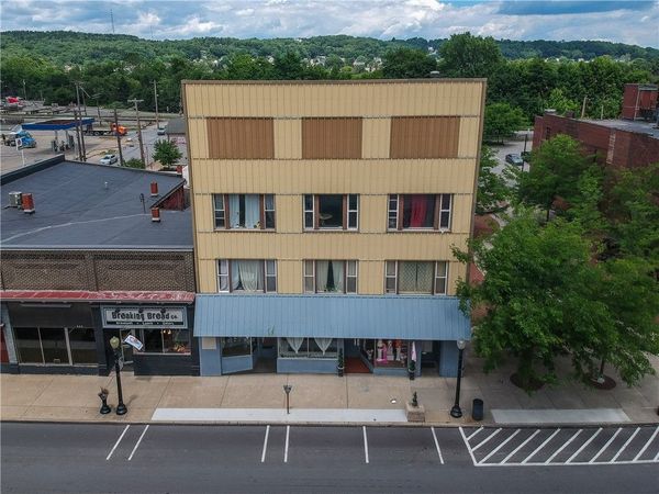 528 Lawrence Ave , Ellwood City, PA 16117