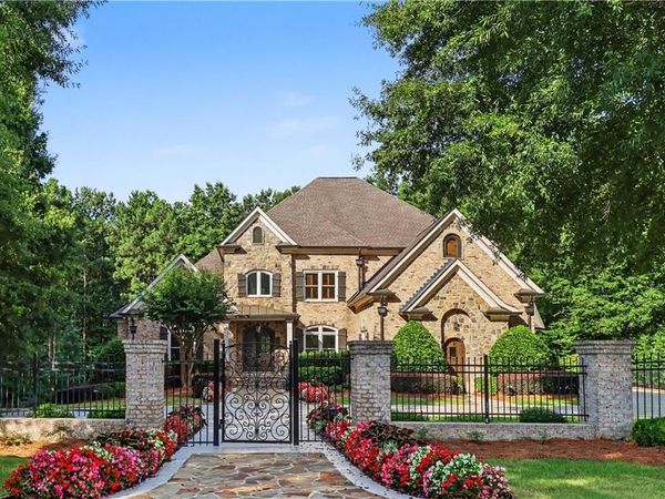 5152 Legends Drive , Braselton, GA 30517