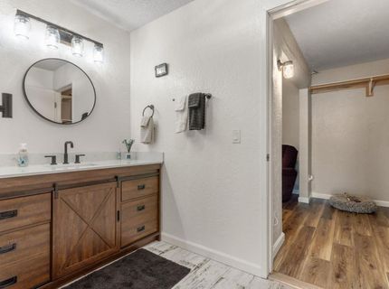 482 De Mar Dr, Sacramento, CA 95831 Photo