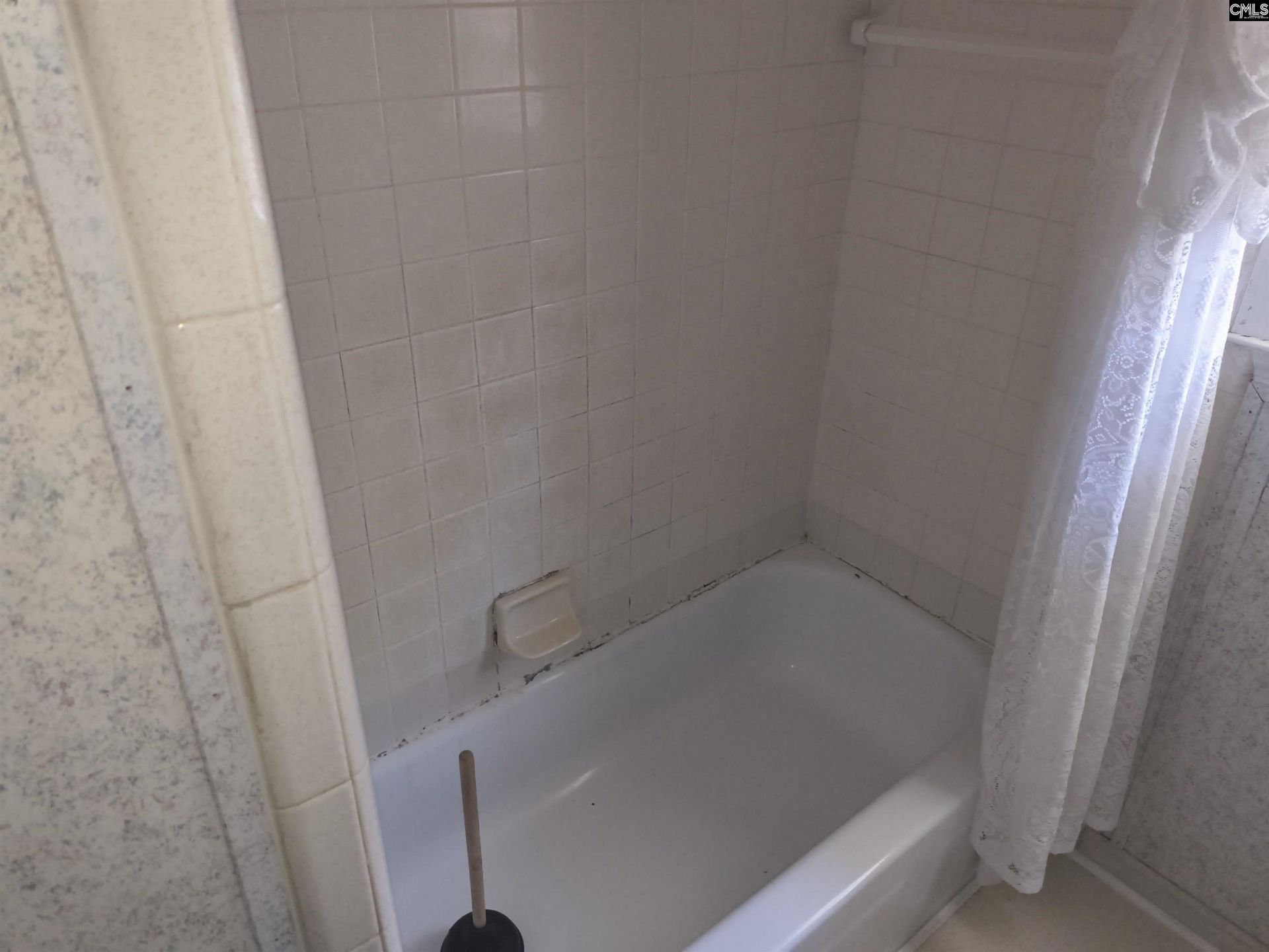 3104 Ulmer Road  Photo 5